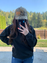 Load image into Gallery viewer, Camo Mesh Back Hat